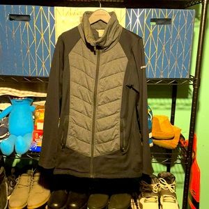 Columbia tech windbreaker